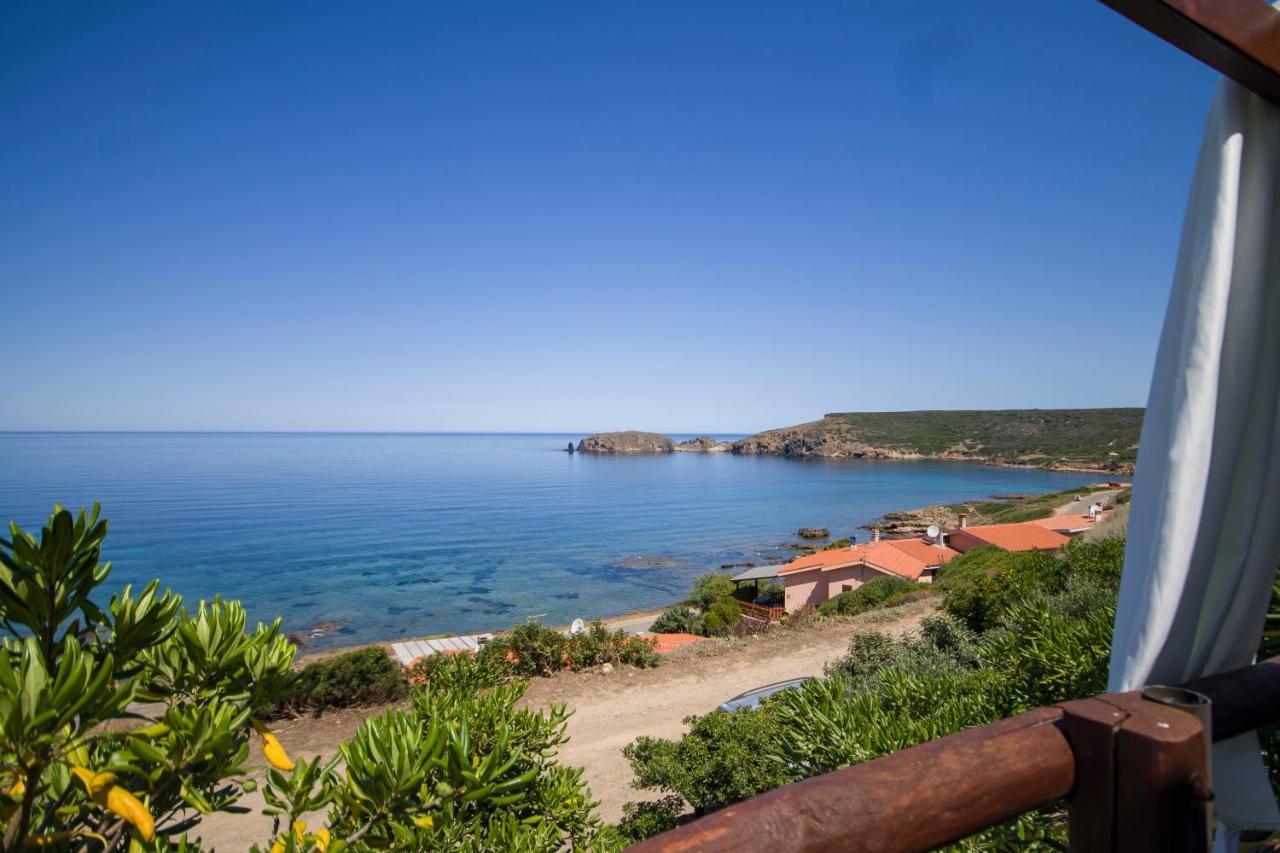La Dolce Casa Di Luisa: Beachfront Retreat With Sea Views * Torre dei Corsari