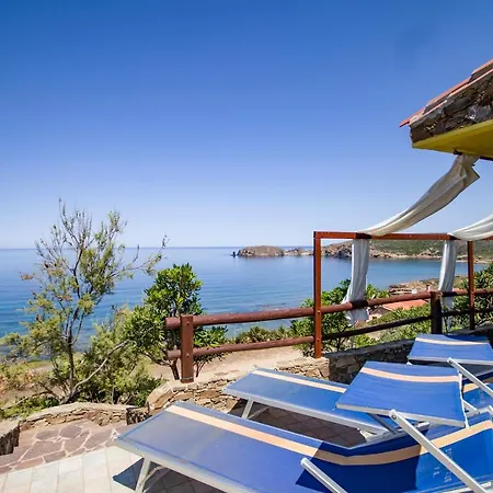 La Dolce Casa Di Luisa: Beachfront Retreat with Sea Views Torre dei Corsari Exterior photo